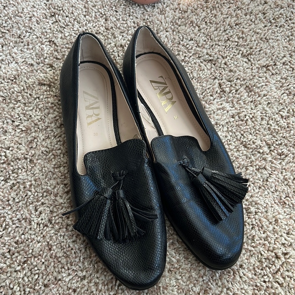 Cute black Zara shoes